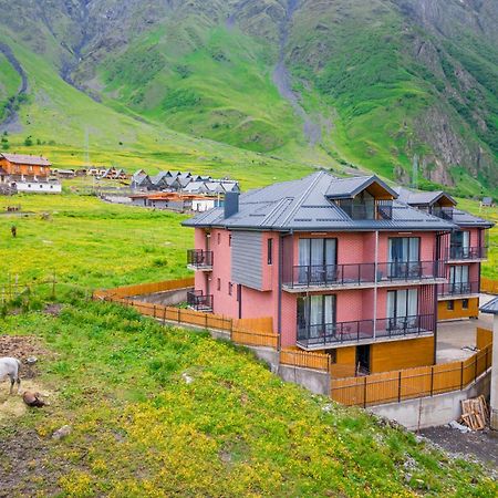 Devdaraki Apartments Kazbegi Esterno foto