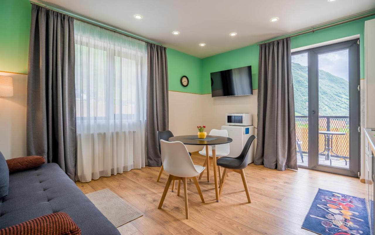 Devdaraki Apartments Kazbegi Esterno foto