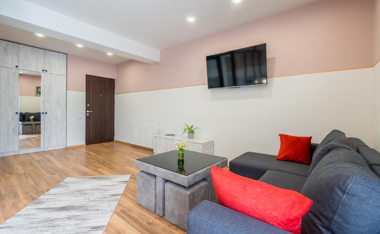Devdaraki Apartments Kazbegi Esterno foto
