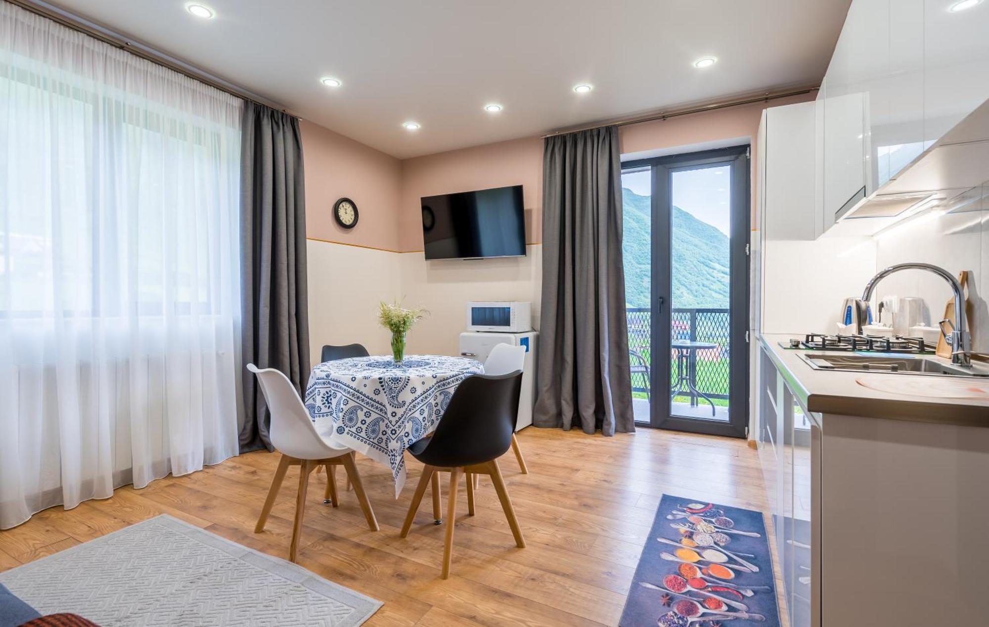 Devdaraki Apartments Kazbegi Esterno foto