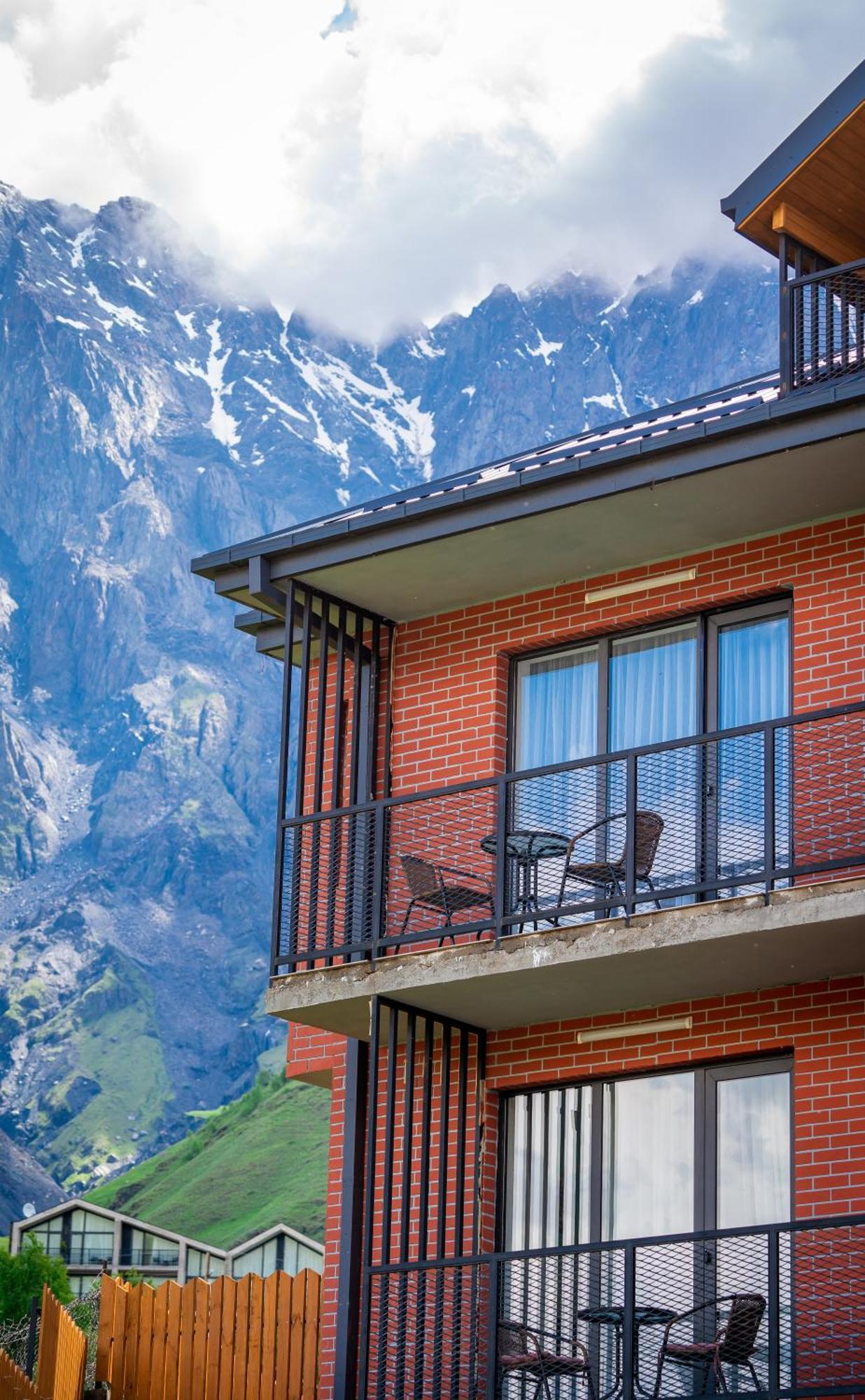 Devdaraki Apartments Kazbegi Esterno foto